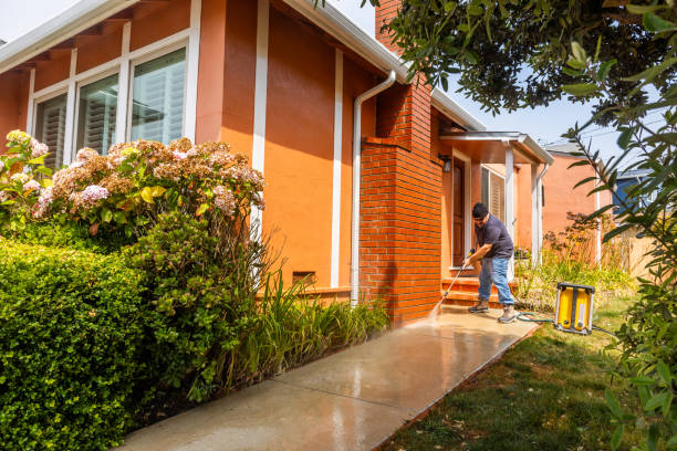Best Roof Power Washing Services  in Kent, OH